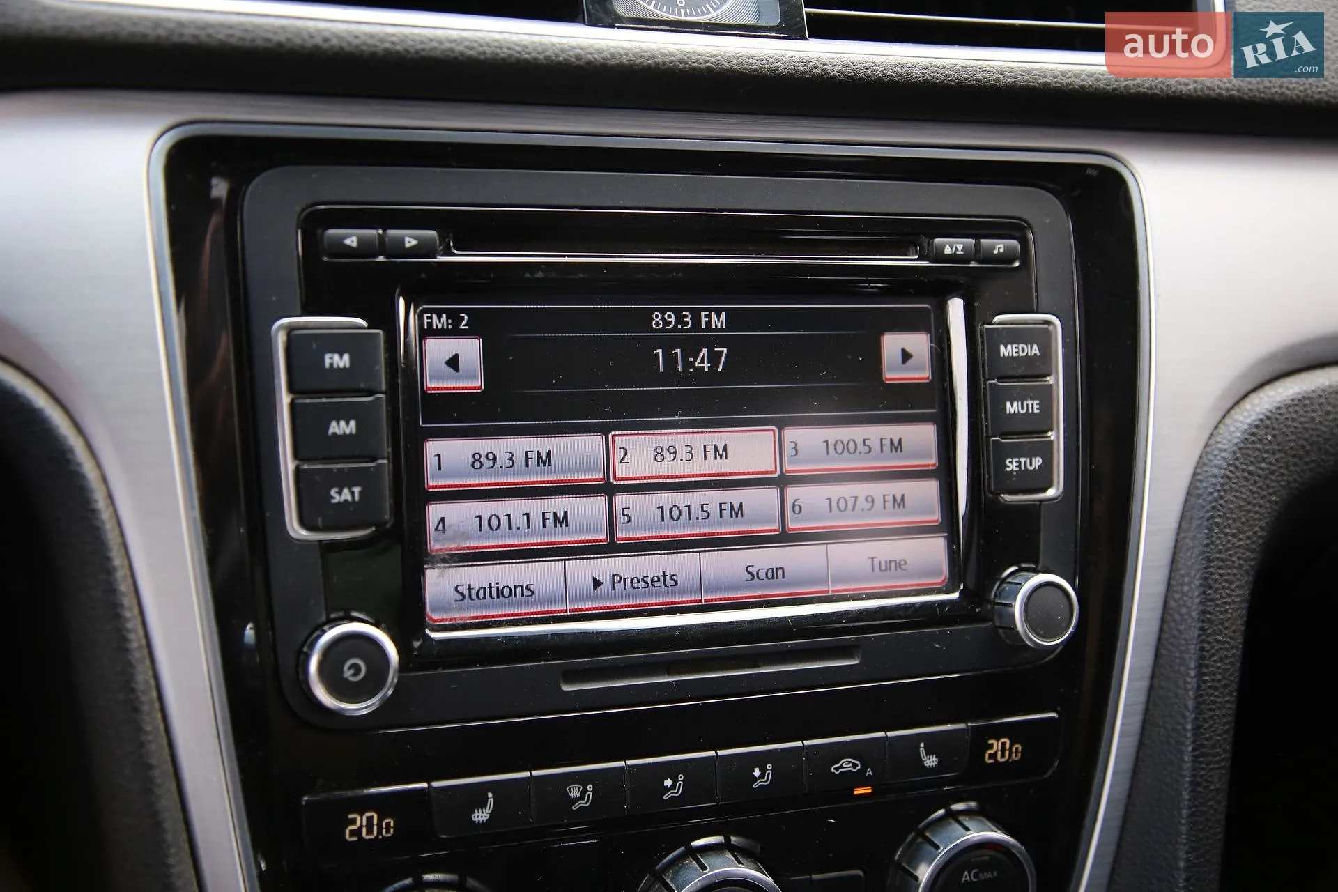 2011 Volkswagen Passat - мініатюра 16