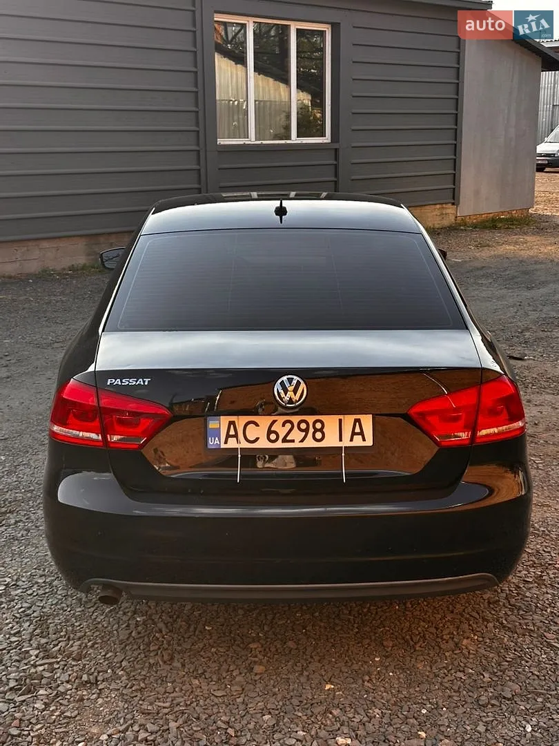 2013 Volkswagen Passat - мініатюра 11