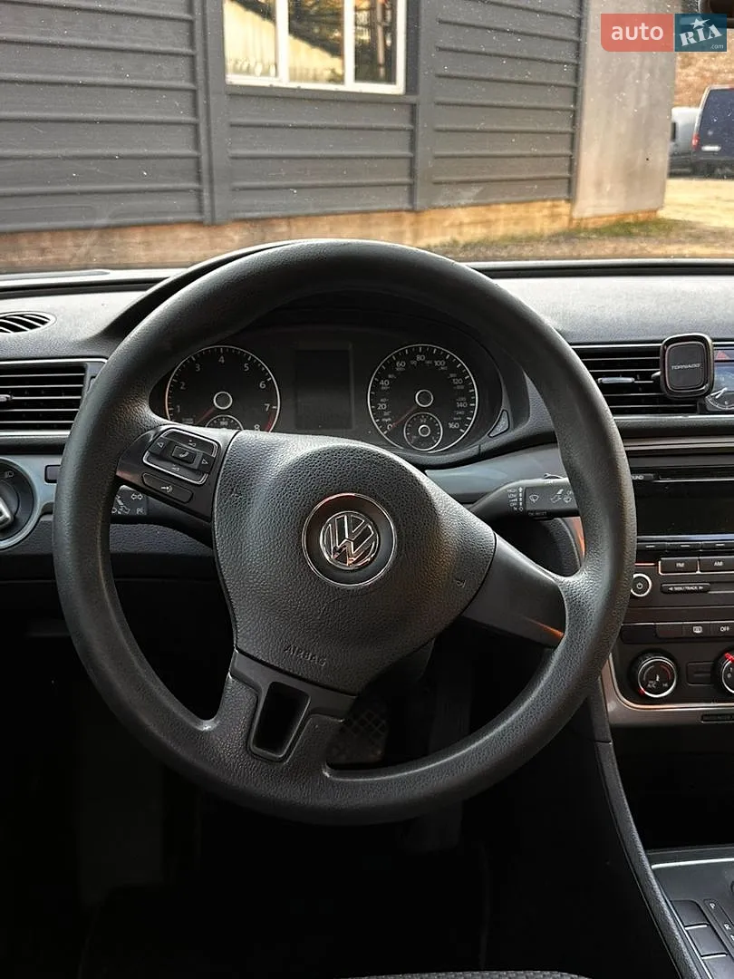 2013 Volkswagen Passat - мініатюра 22