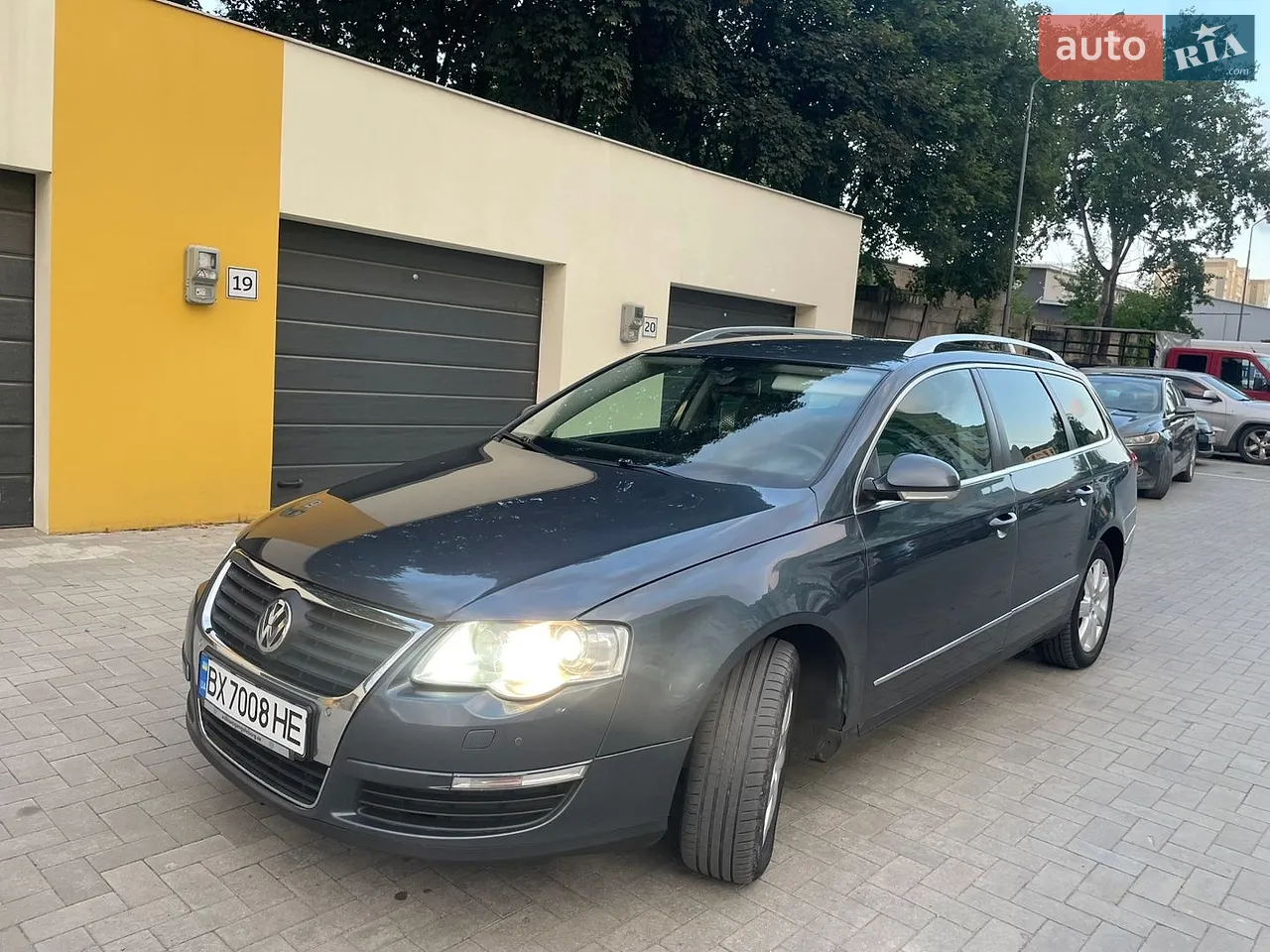 2010 Volkswagen Passat - мініатюра 19