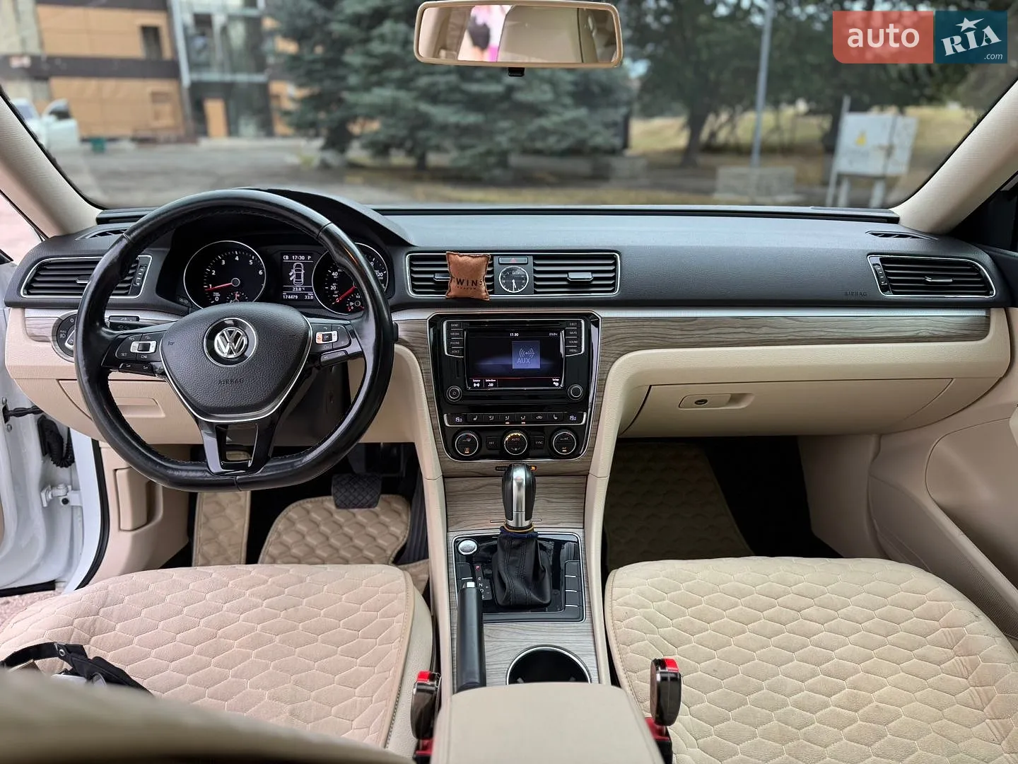 2017 Volkswagen Passat - мініатюра 18