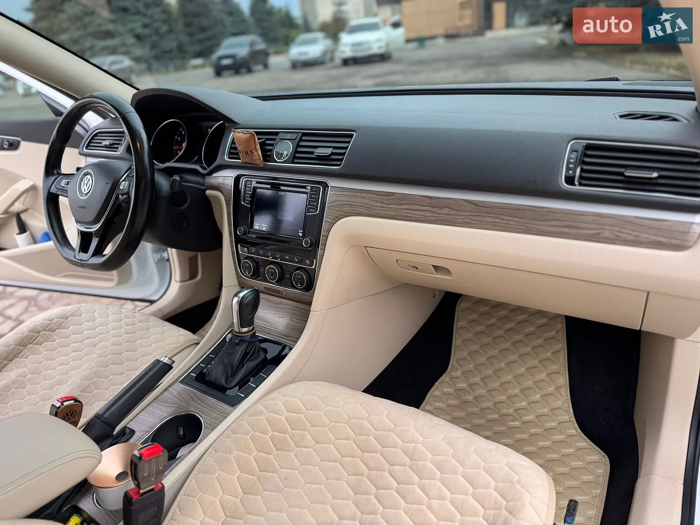 2017 Volkswagen Passat - мініатюра 29