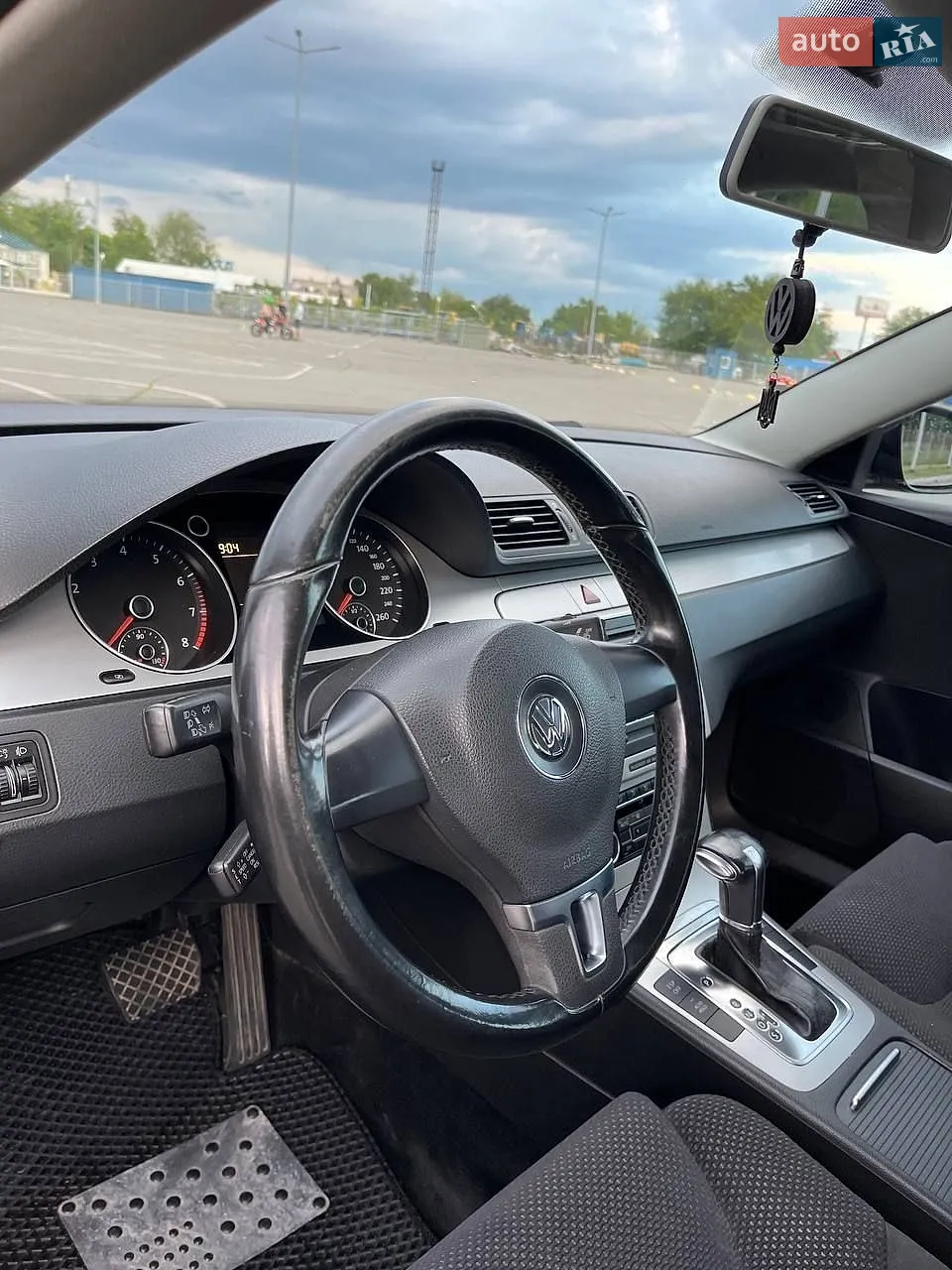 2010 Volkswagen Passat - мініатюра 9