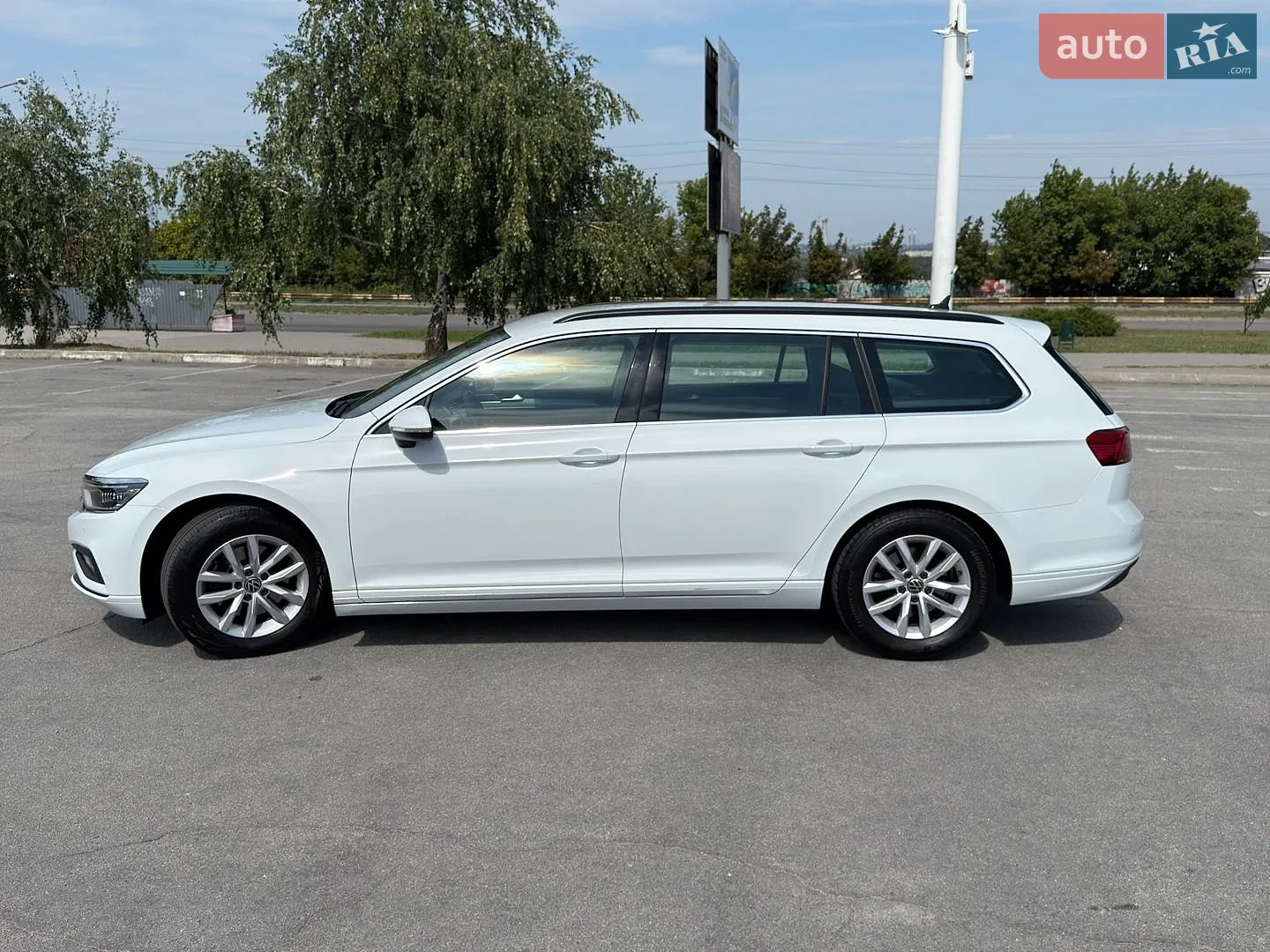 2023 Volkswagen Passat - мініатюра 3
