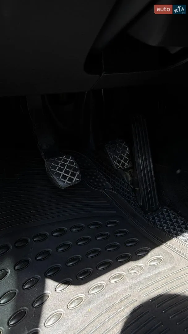2014 Volkswagen Passat - мініатюра 21
