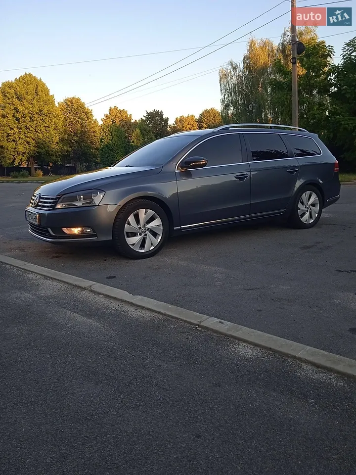 2013 Volkswagen Passat - мініатюра 22