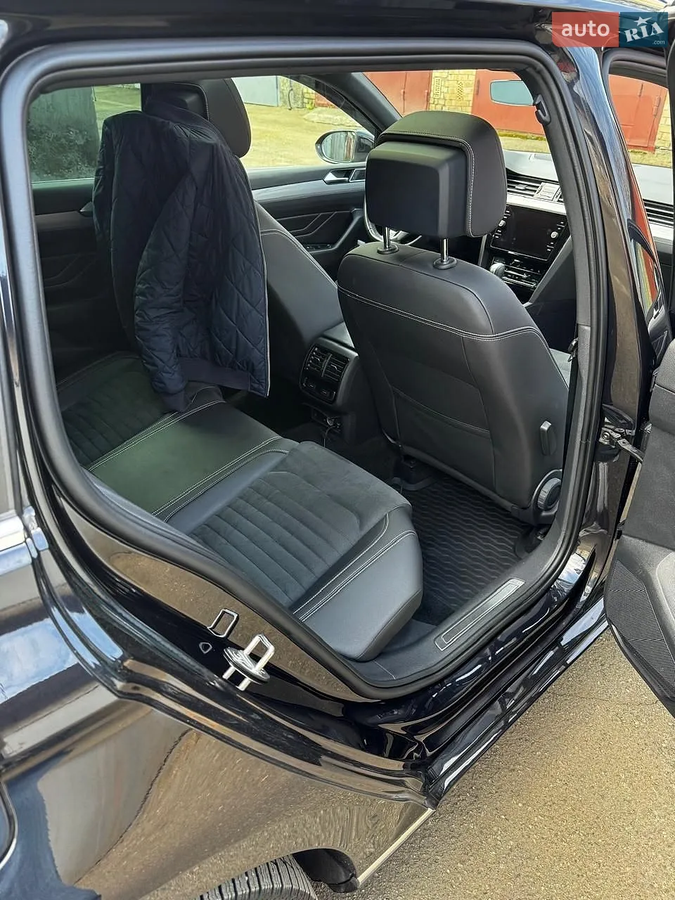 2021 Volkswagen Passat - мініатюра 16