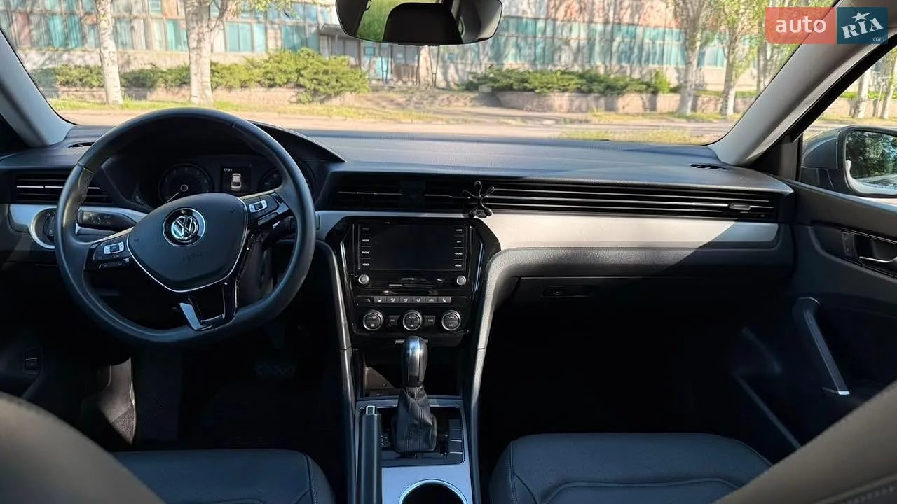 2021 Volkswagen Passat - мініатюра 12