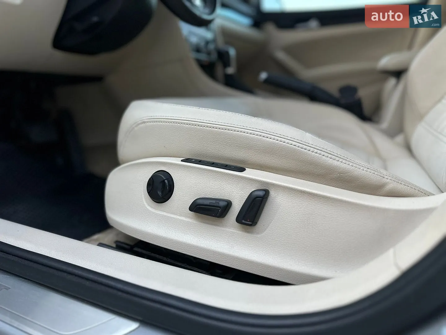 2014 Volkswagen Passat - мініатюра 15