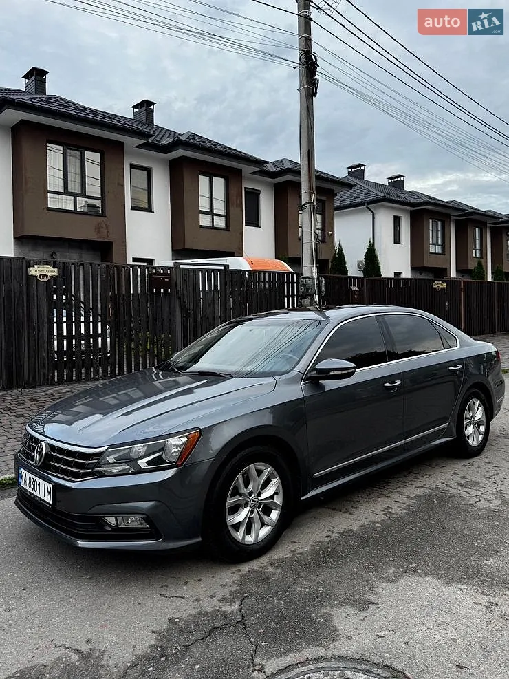 2015 Volkswagen Passat - фото 1