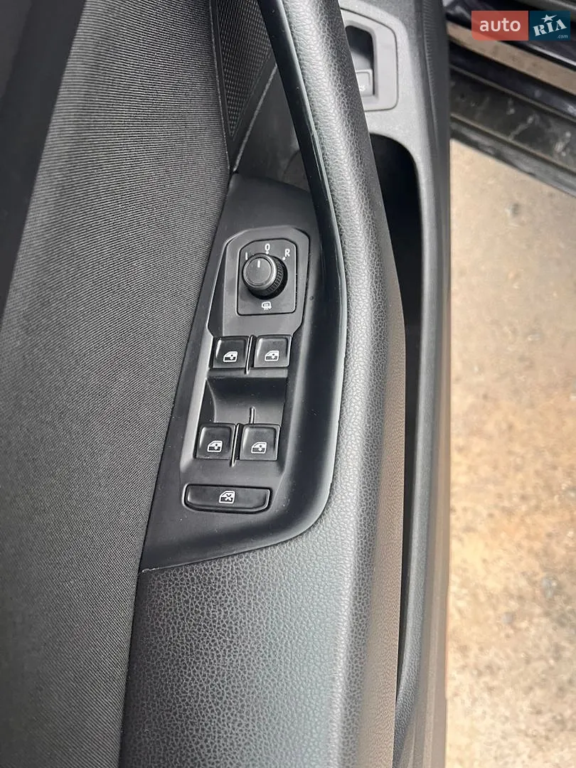 2016 Volkswagen Passat - мініатюра 8