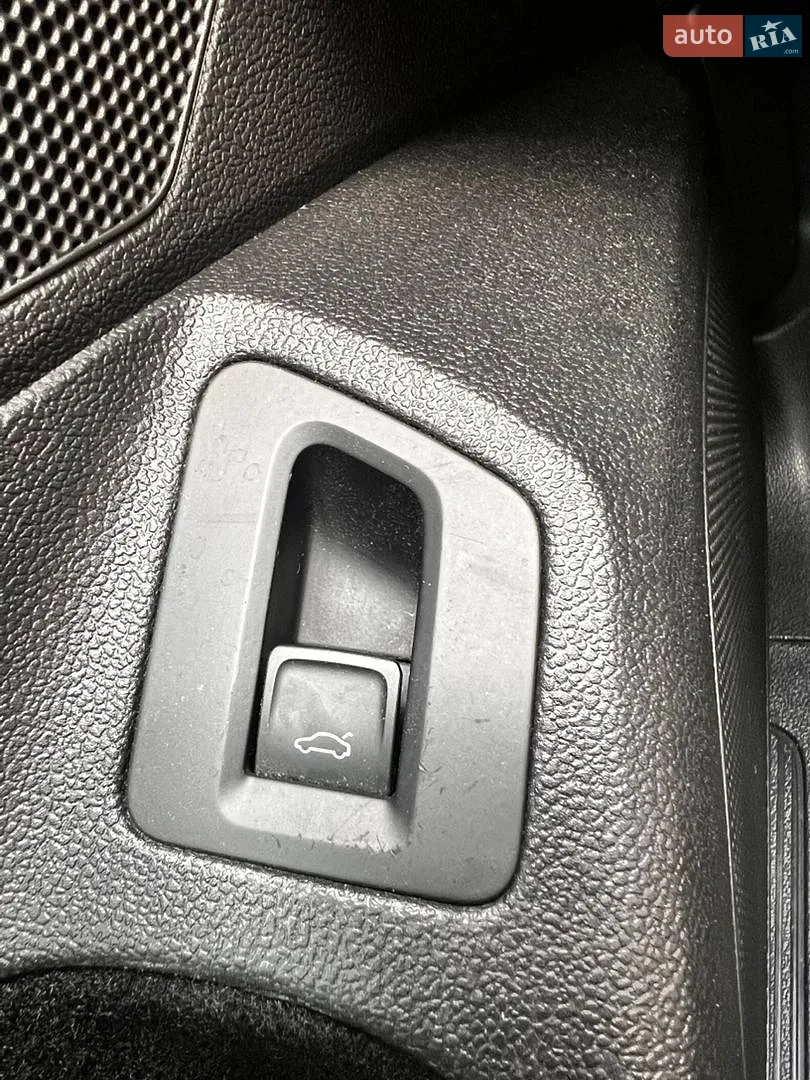 2016 Volkswagen Passat - мініатюра 18
