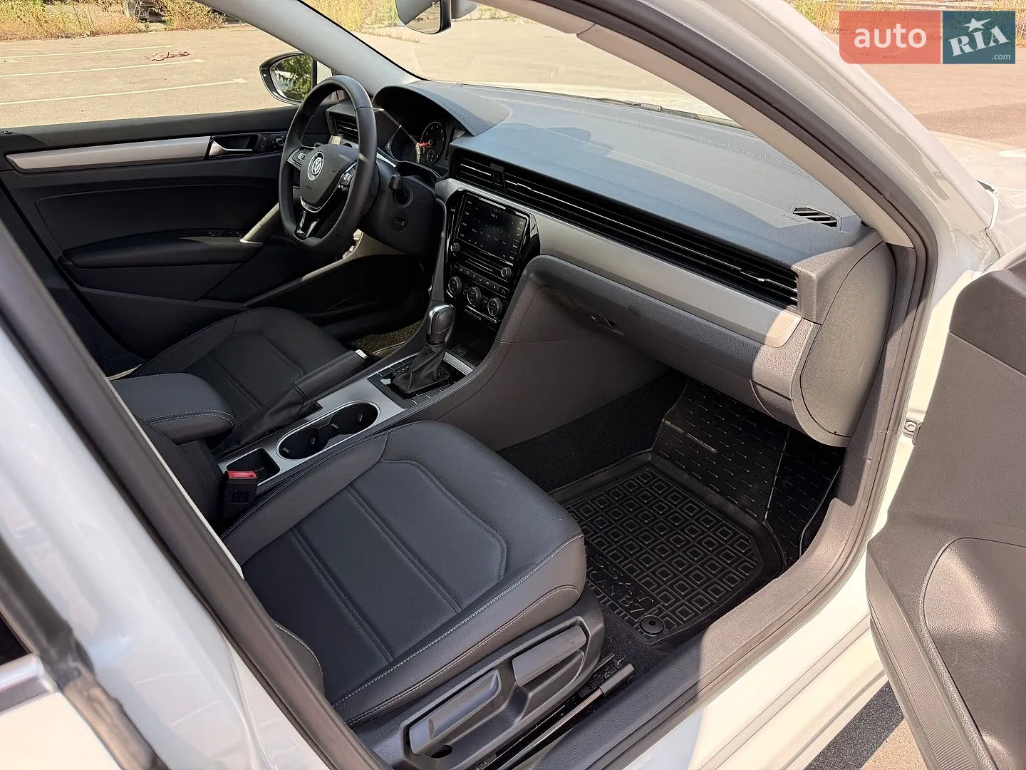 2021 Volkswagen Passat - мініатюра 13