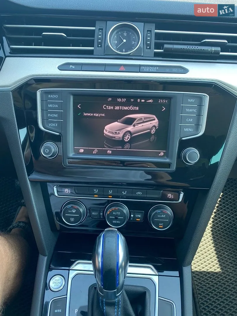 2016 Volkswagen Passat - мініатюра 2
