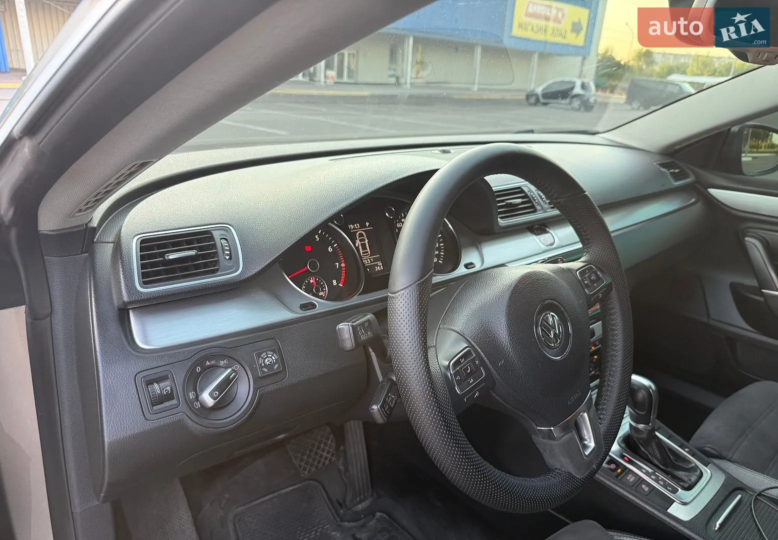 2011 Volkswagen Passat - мініатюра 19