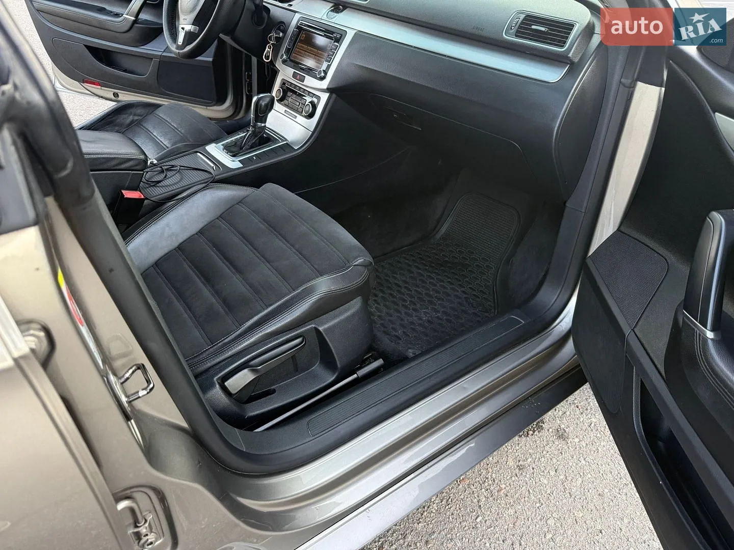 2011 Volkswagen Passat - мініатюра 15