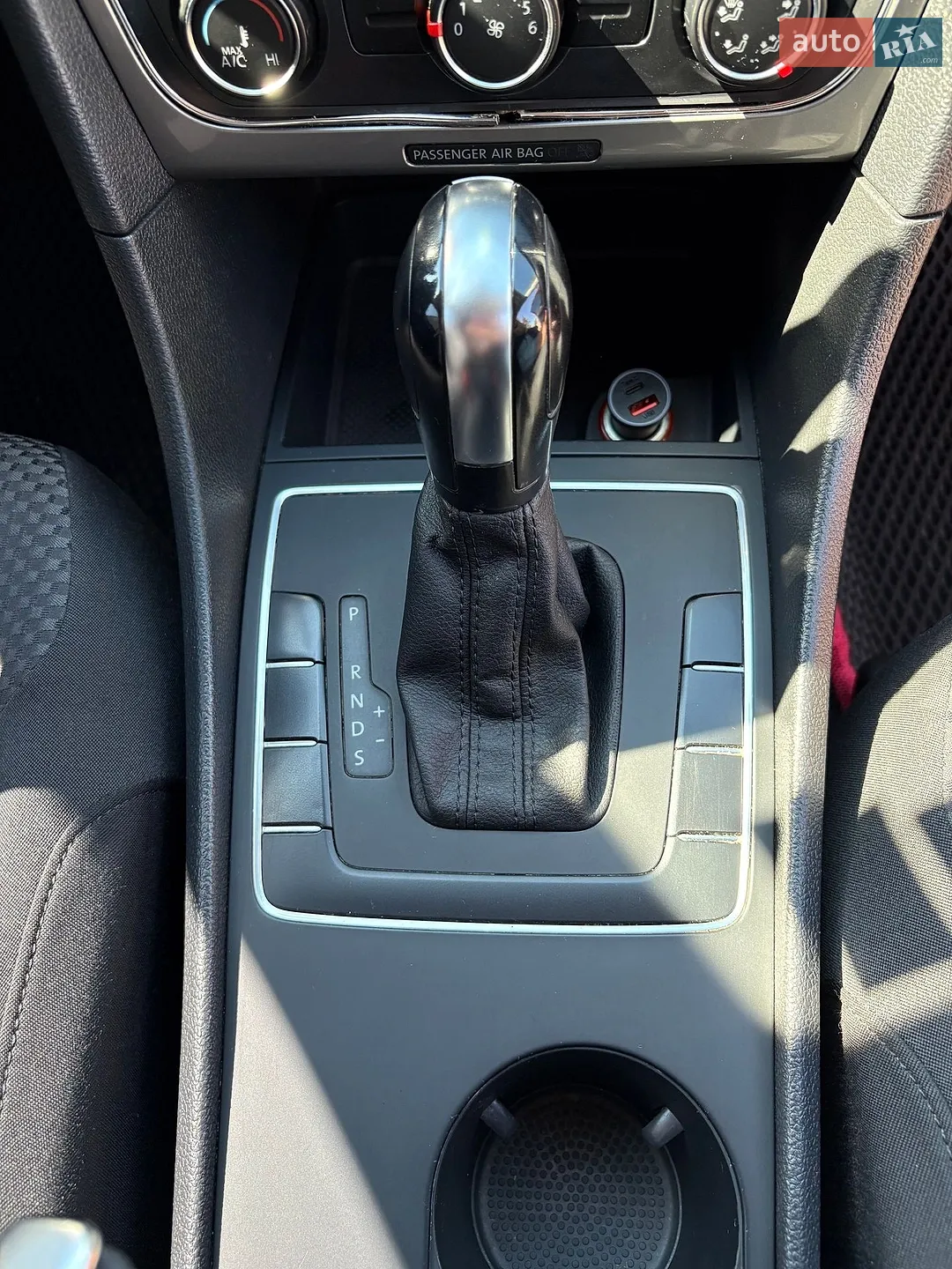 2015 Volkswagen Passat - мініатюра 9