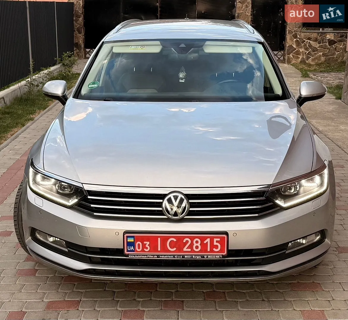 2019 Volkswagen Passat - мініатюра 2
