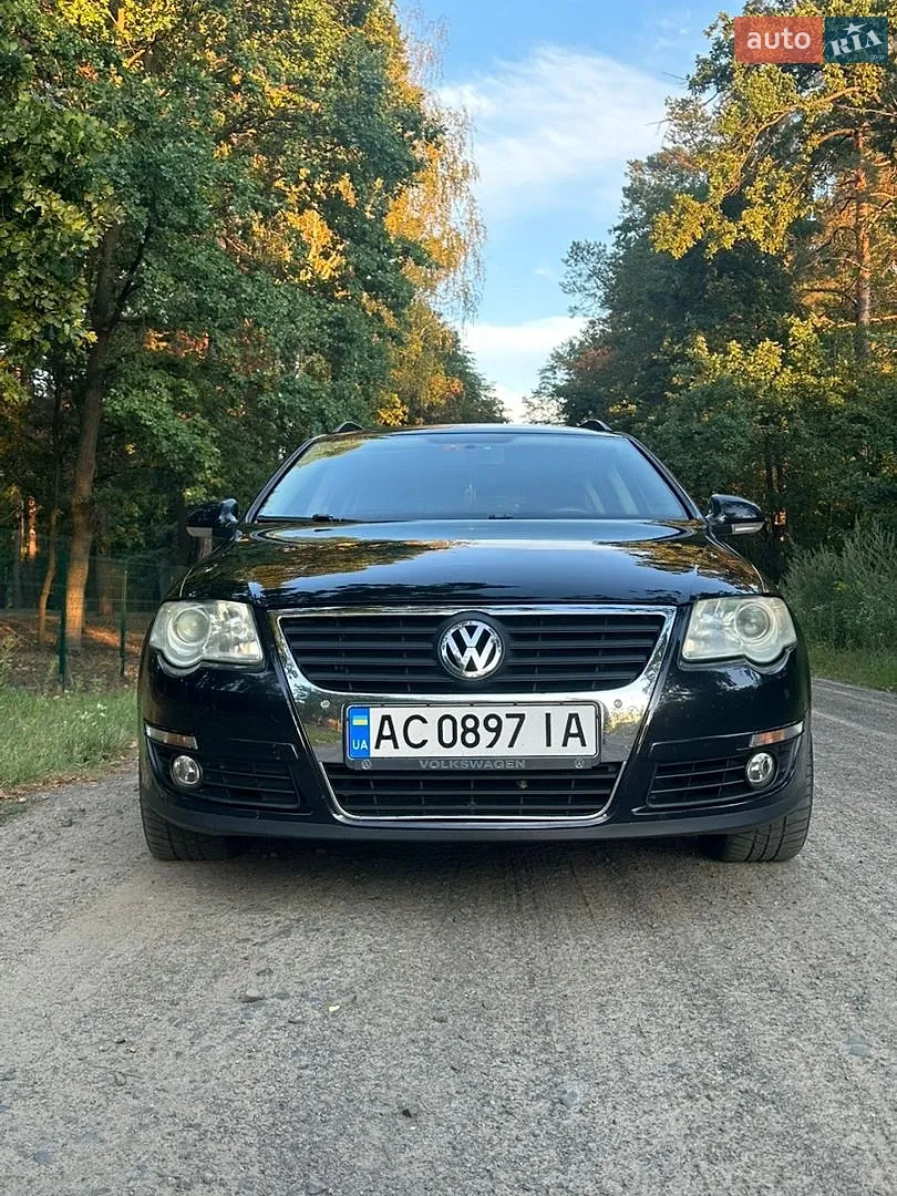 2010 Volkswagen Passat - мініатюра 4