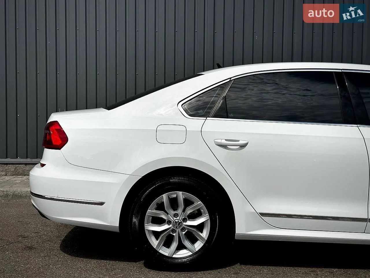 2016 Volkswagen Passat - мініатюра 11