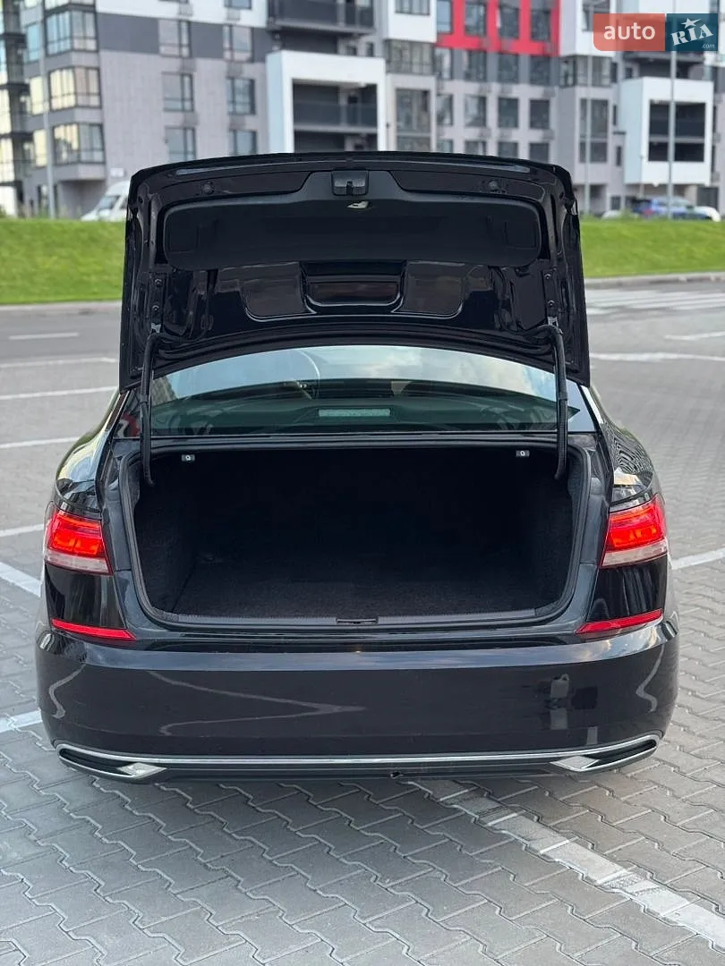 2019 Volkswagen Passat - мініатюра 38