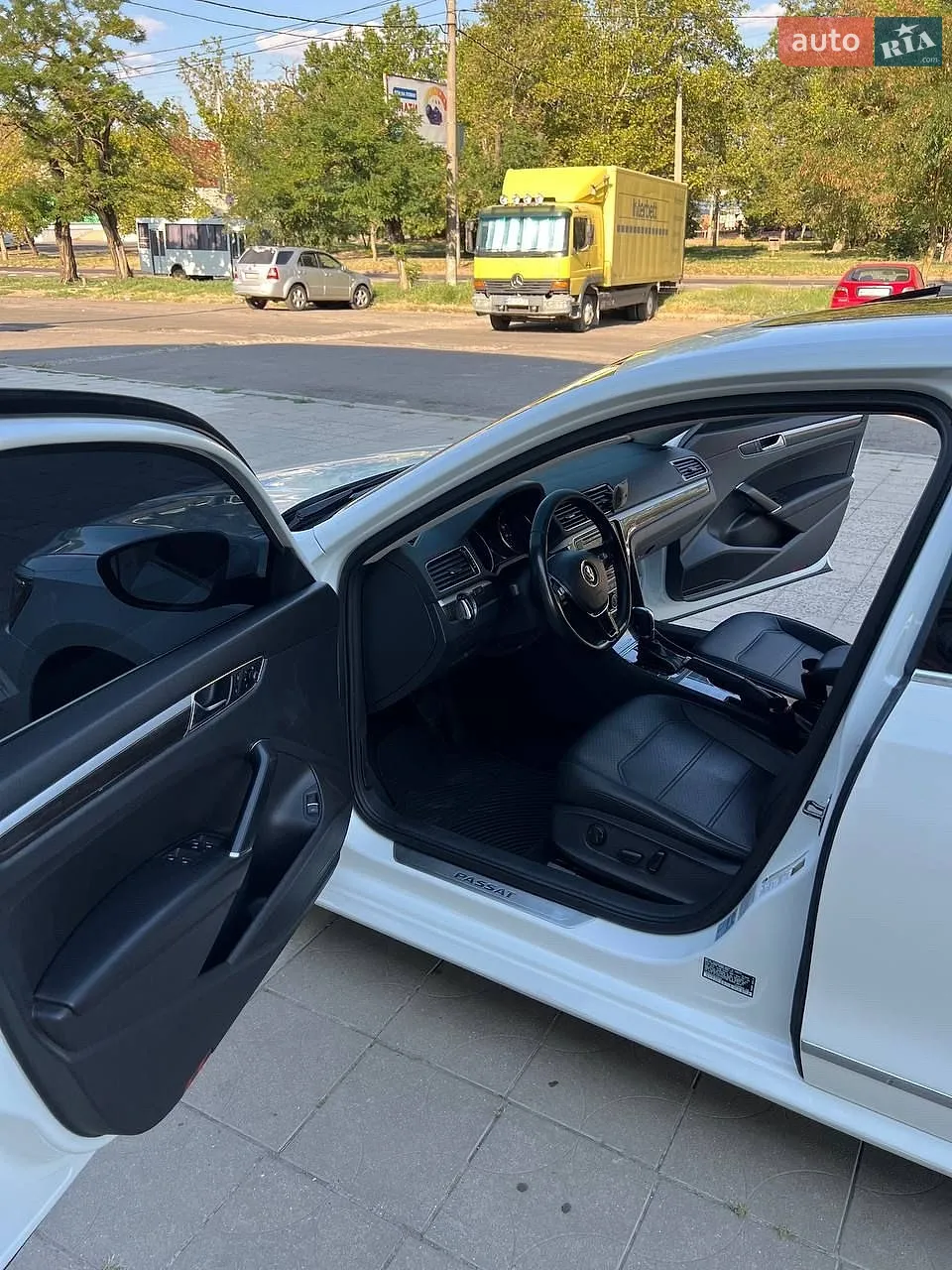 2016 Volkswagen Passat - мініатюра 14