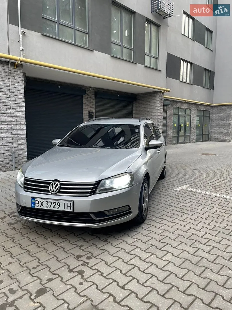 2011 Volkswagen Passat - мініатюра 9