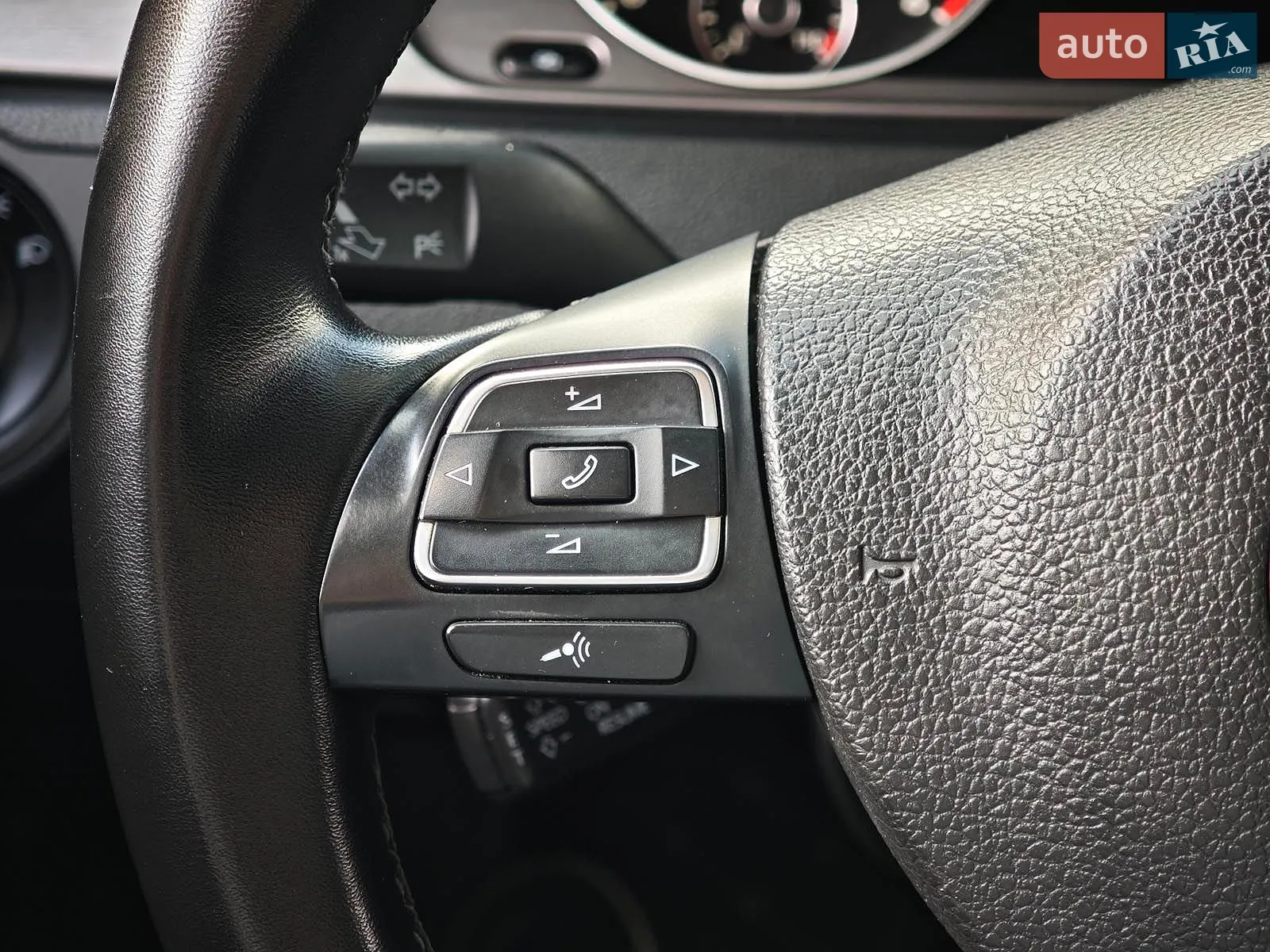 2012 Volkswagen Passat - мініатюра 17