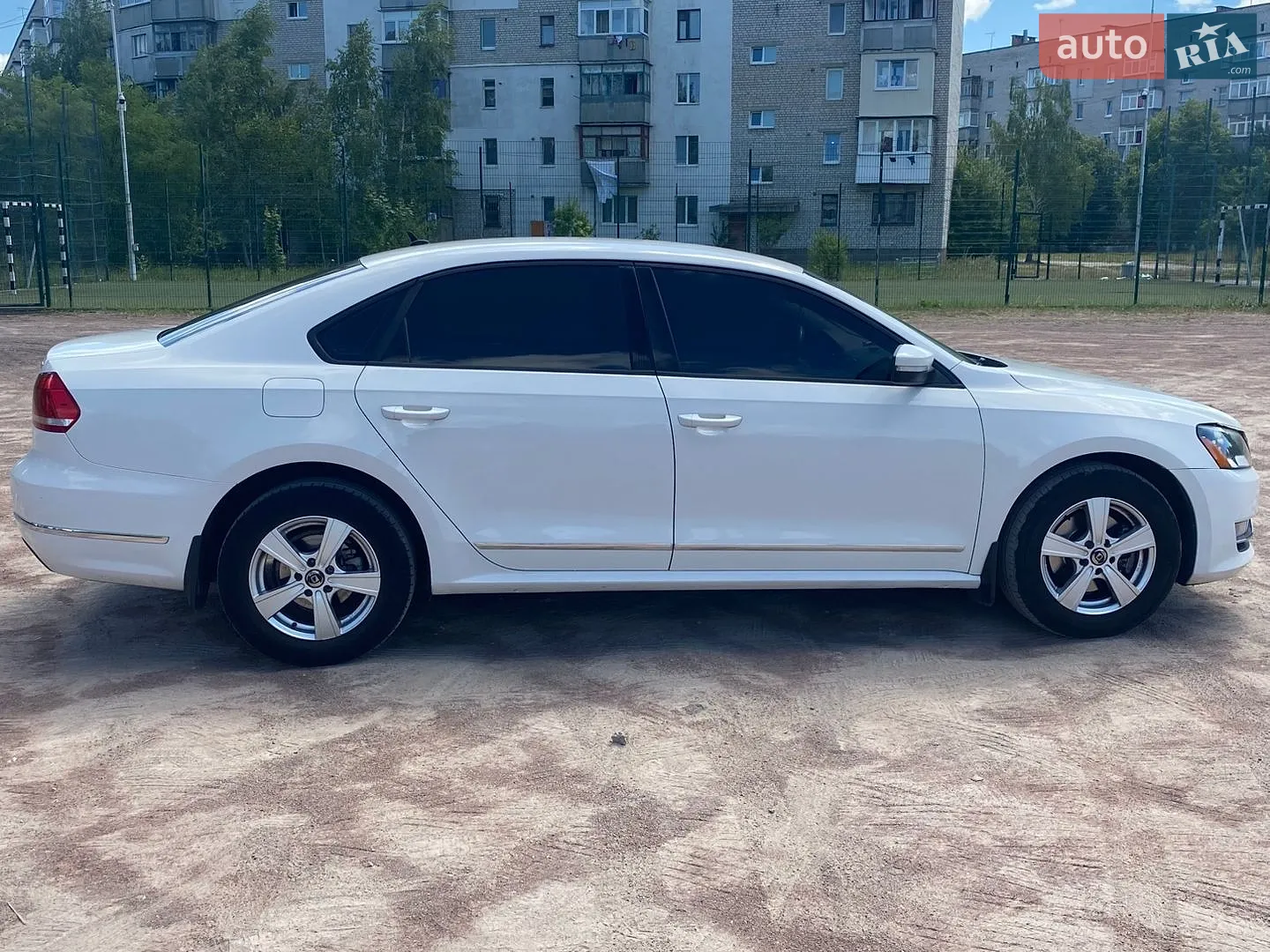 2013 Volkswagen Passat - мініатюра 3