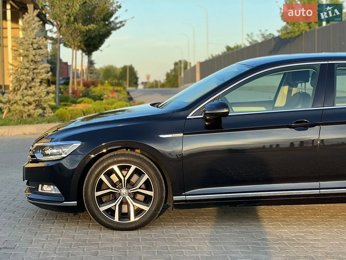 2016 Volkswagen Passat - мініатюра 20