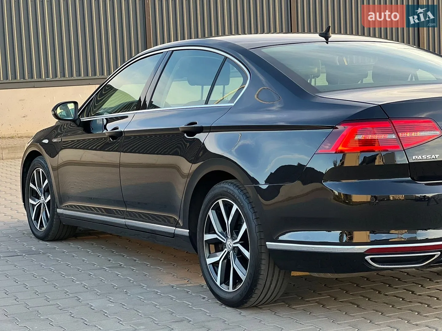 2016 Volkswagen Passat - мініатюра 28