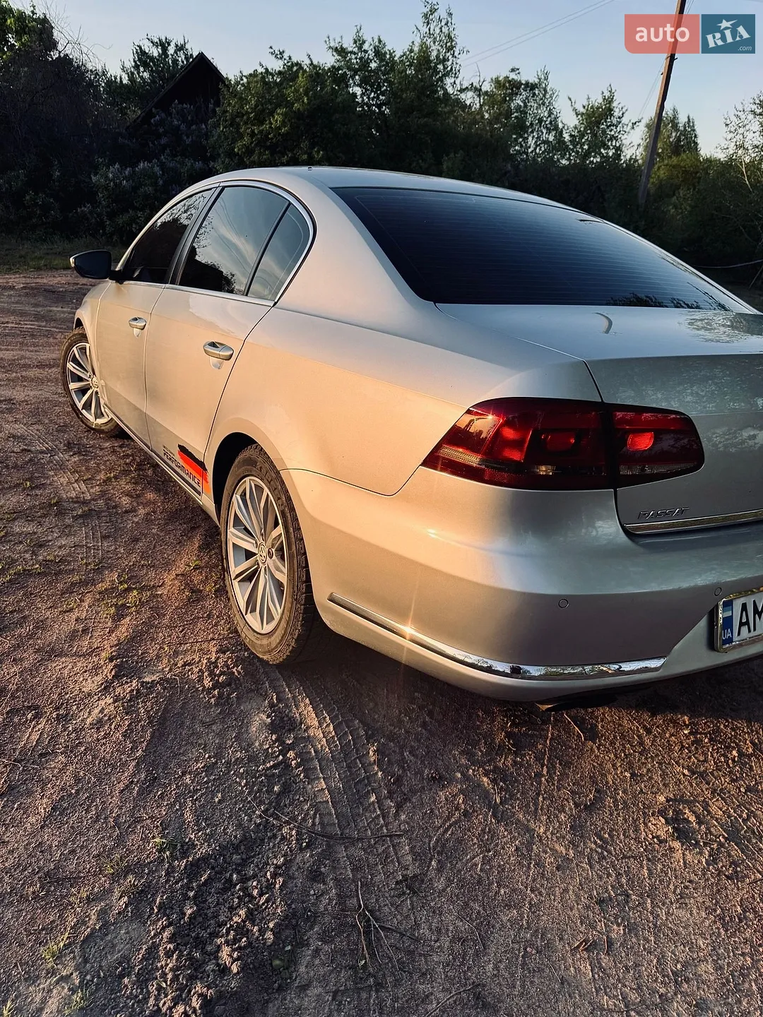 2012 Volkswagen Passat - мініатюра 2