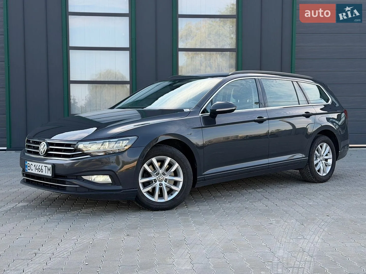 2020 Volkswagen Passat - мініатюра 2