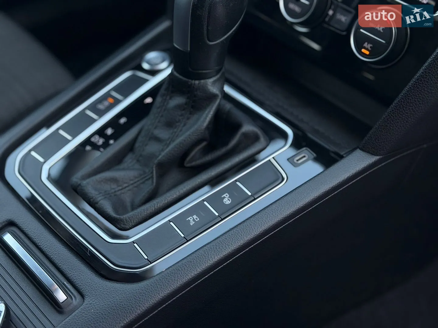 2020 Volkswagen Passat - мініатюра 17