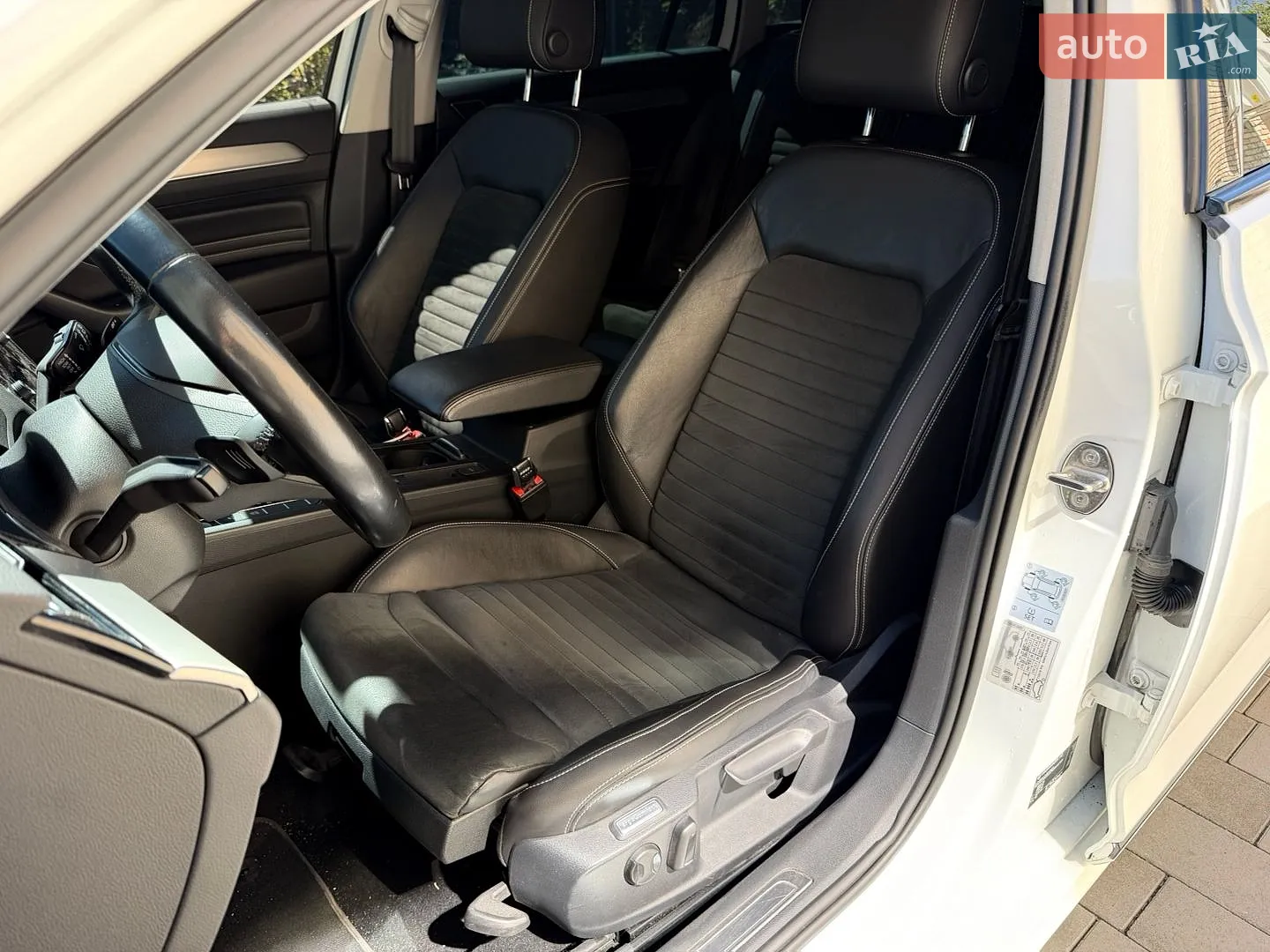 2021 Volkswagen Passat - мініатюра 28