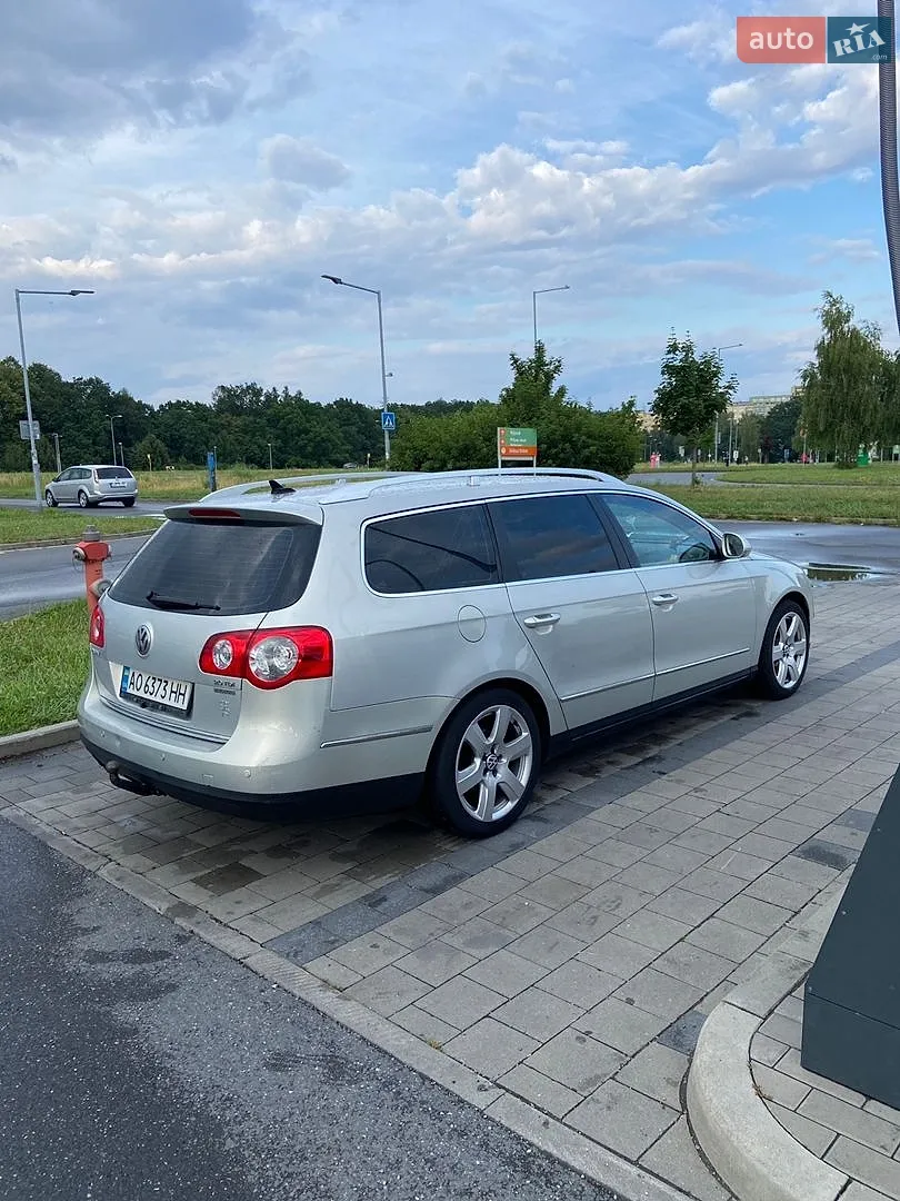 2010 Volkswagen Passat - мініатюра 4