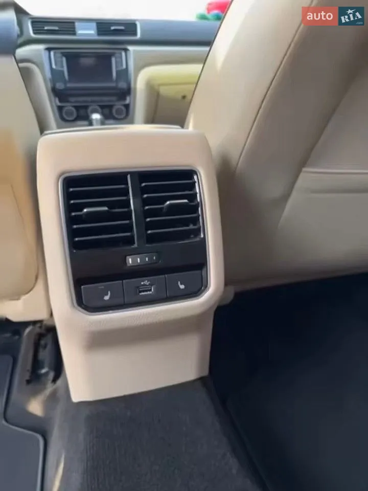 2018 Volkswagen Passat - мініатюра 11