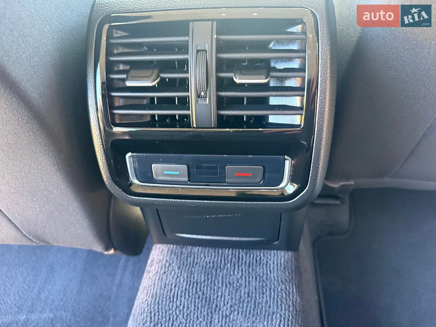 2019 Volkswagen Passat - мініатюра 34