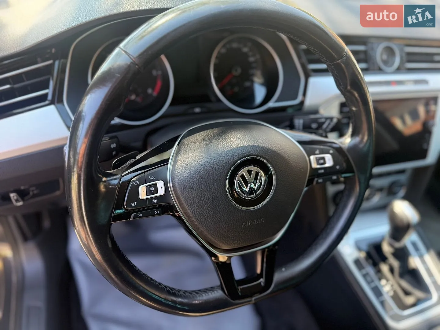 2019 Volkswagen Passat - мініатюра 38