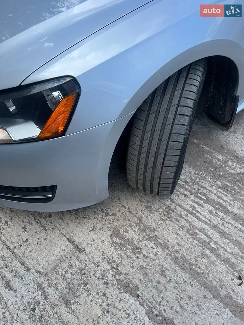 2012 Volkswagen Passat - мініатюра 3