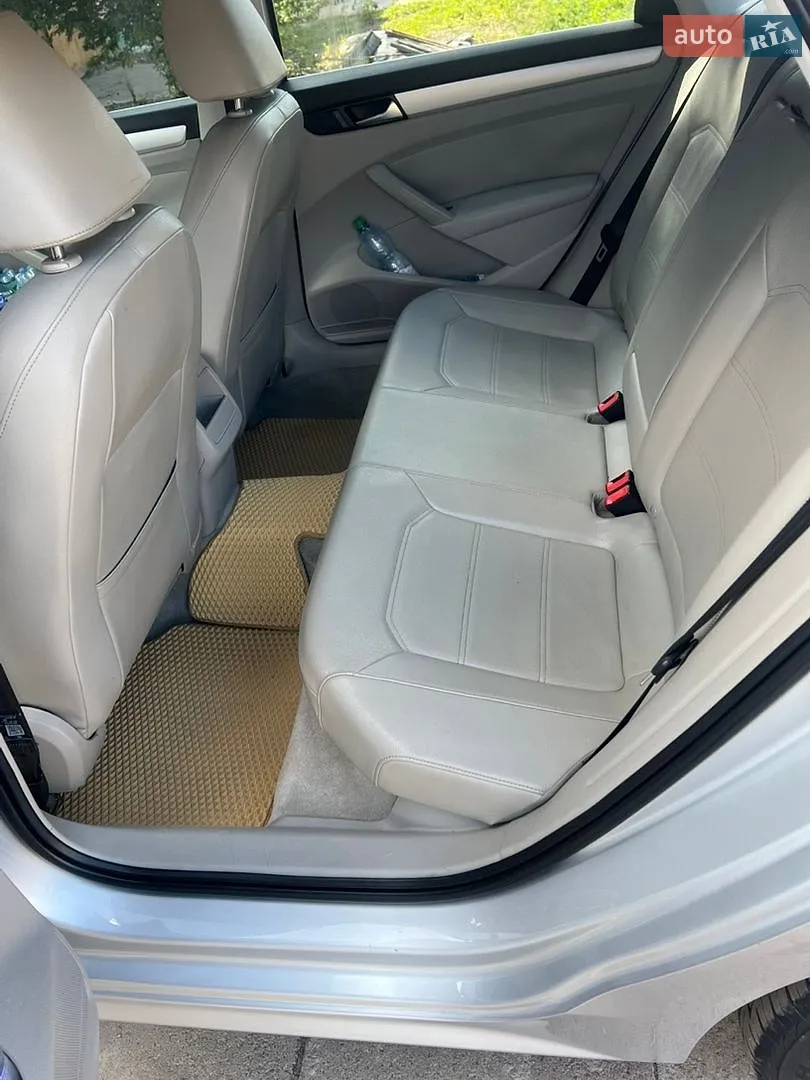 2012 Volkswagen Passat - мініатюра 7