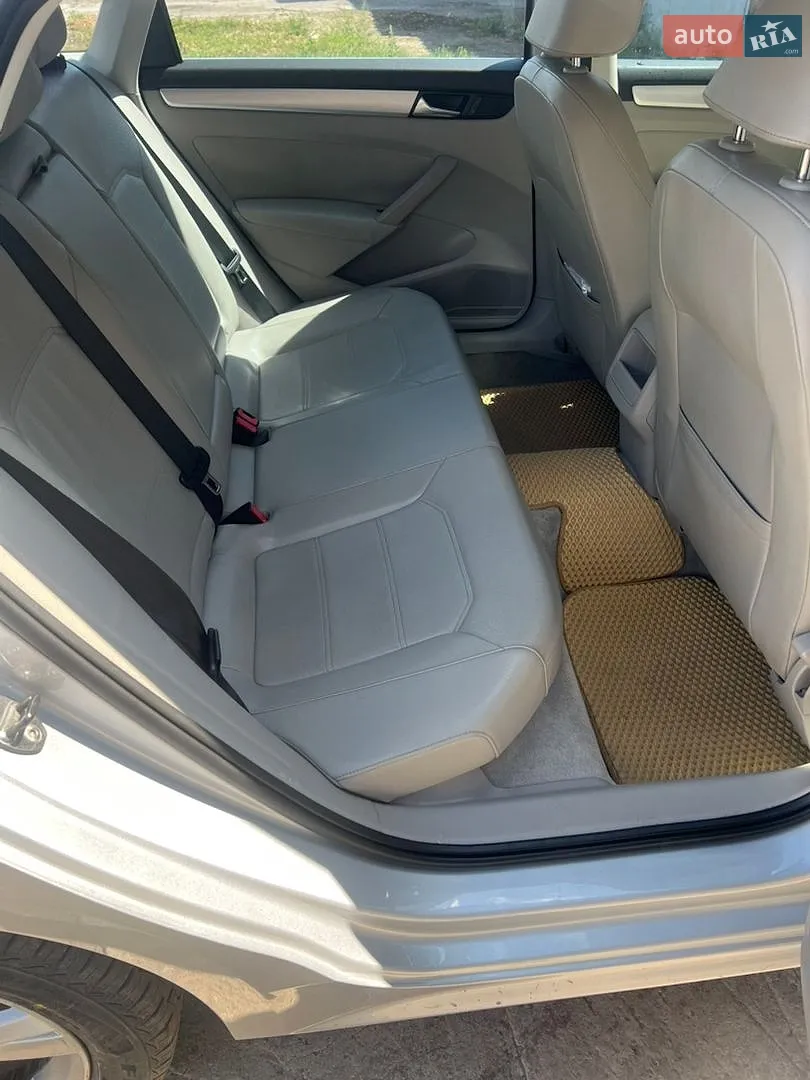 2012 Volkswagen Passat - мініатюра 22