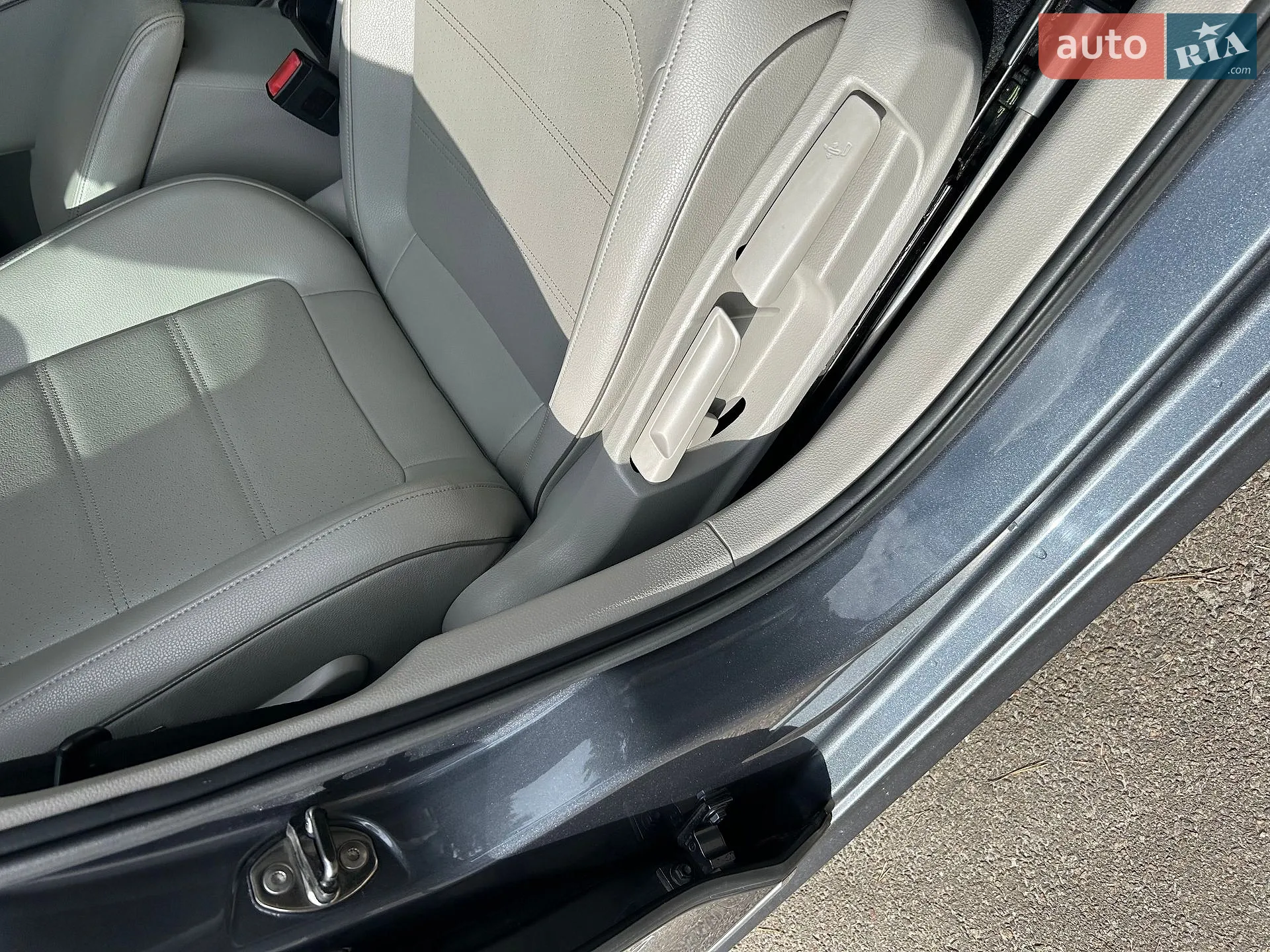 2016 Volkswagen Passat - мініатюра 36
