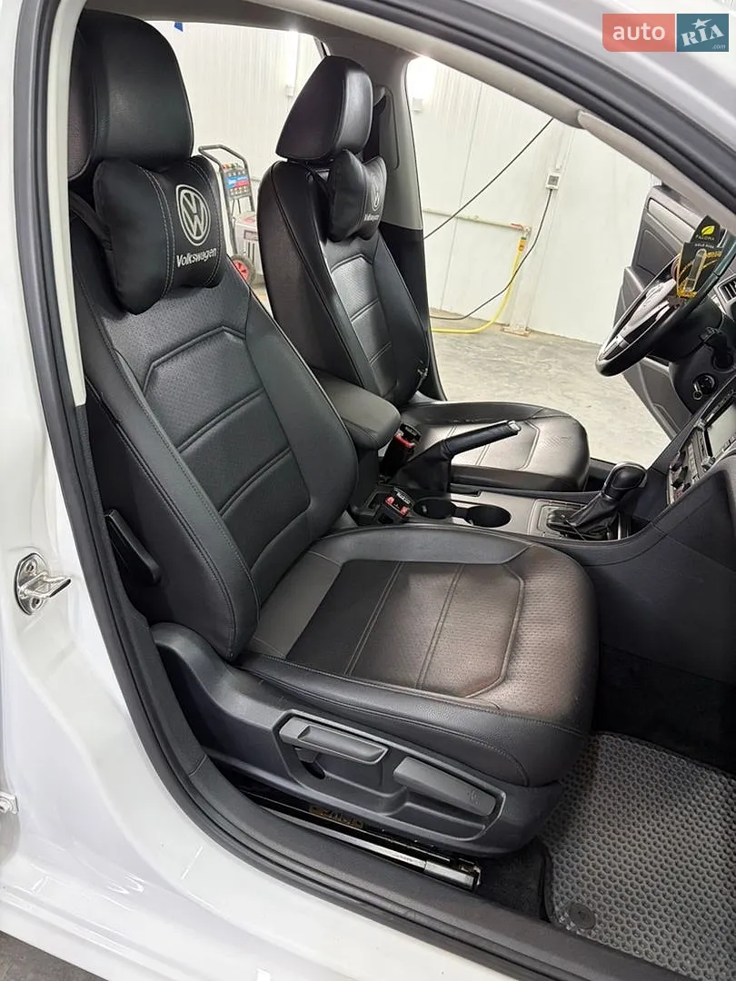 2014 Volkswagen Passat - мініатюра 17