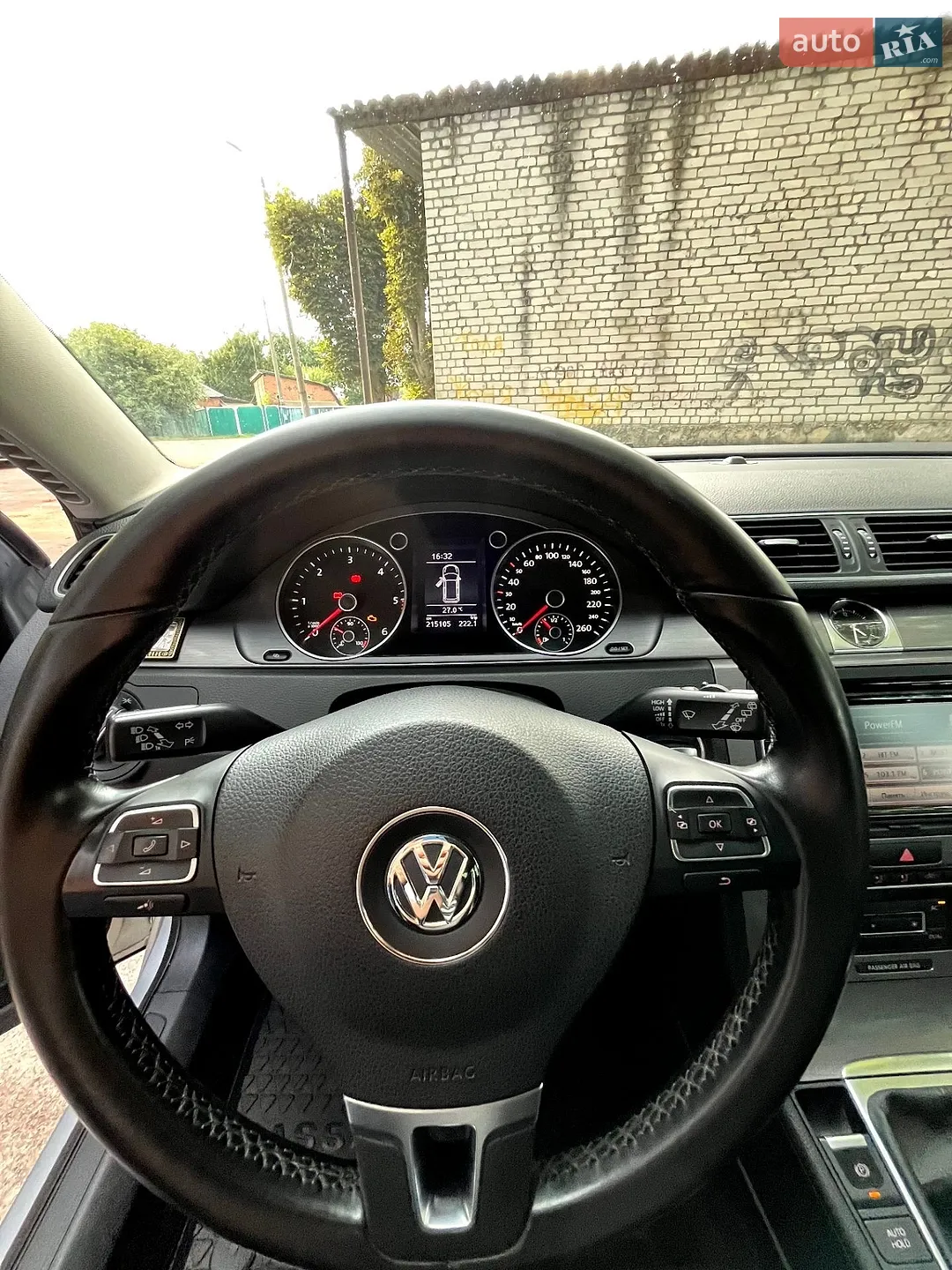 2011 Volkswagen Passat - мініатюра 36