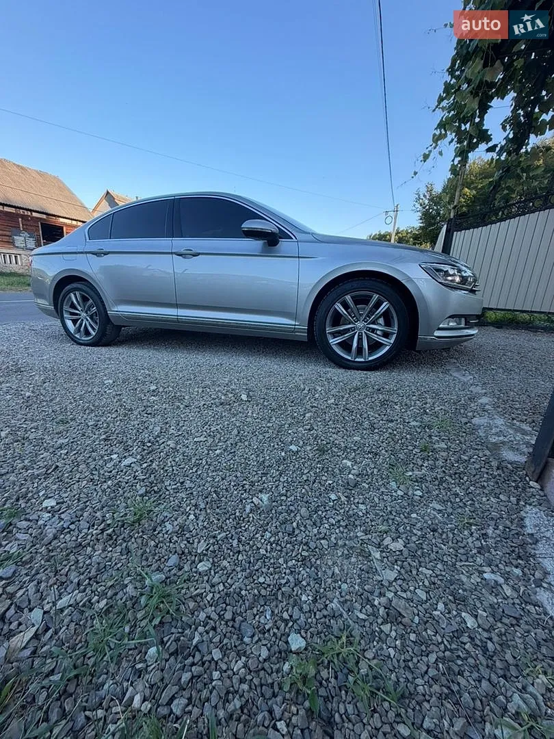 2016 Volkswagen Passat - мініатюра 5