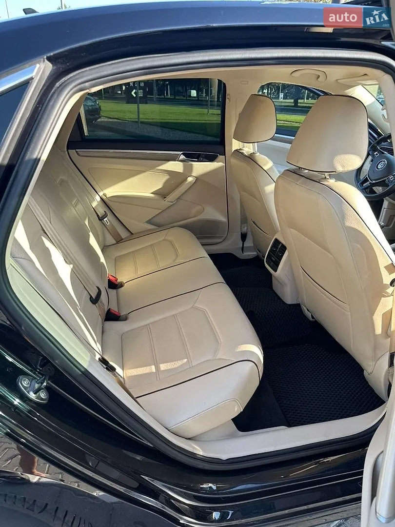 2017 Volkswagen Passat - мініатюра 22