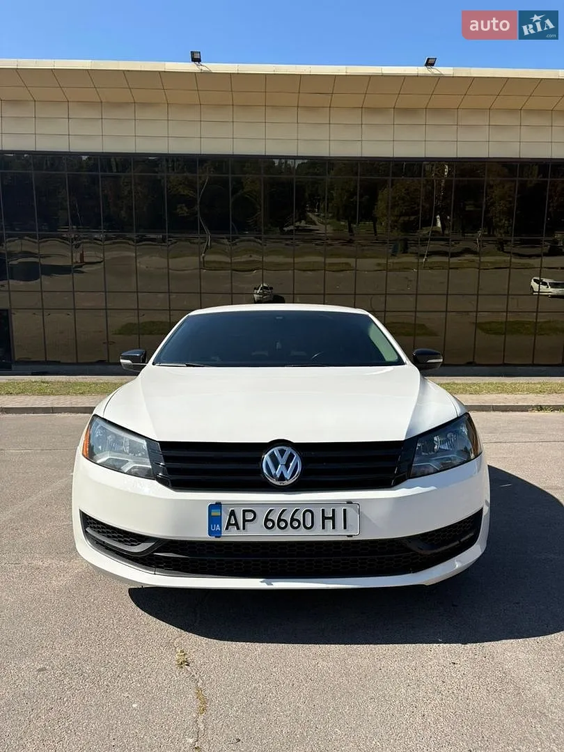 2013 Volkswagen Passat - мініатюра 3