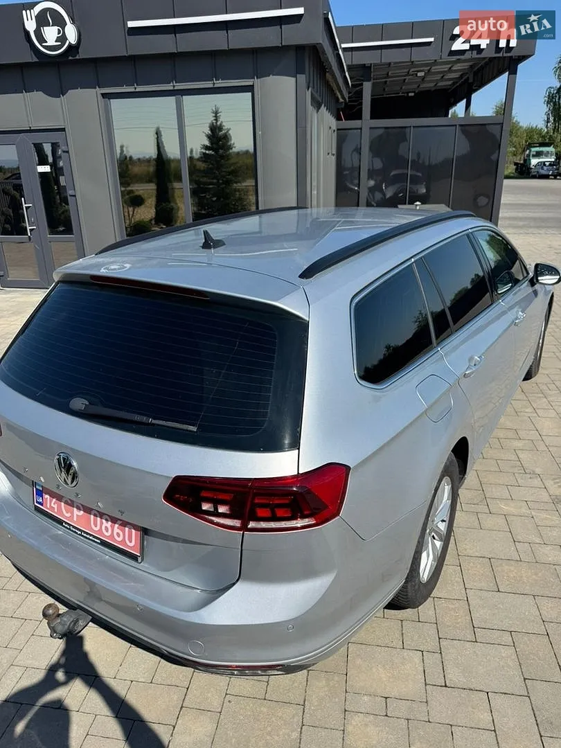 2019 Volkswagen Passat - мініатюра 16