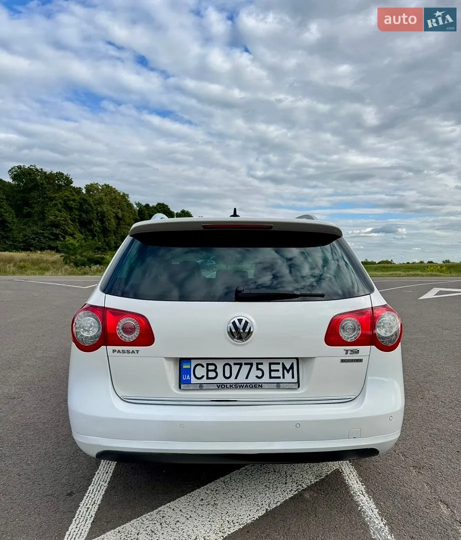 2010 Volkswagen Passat - мініатюра 4